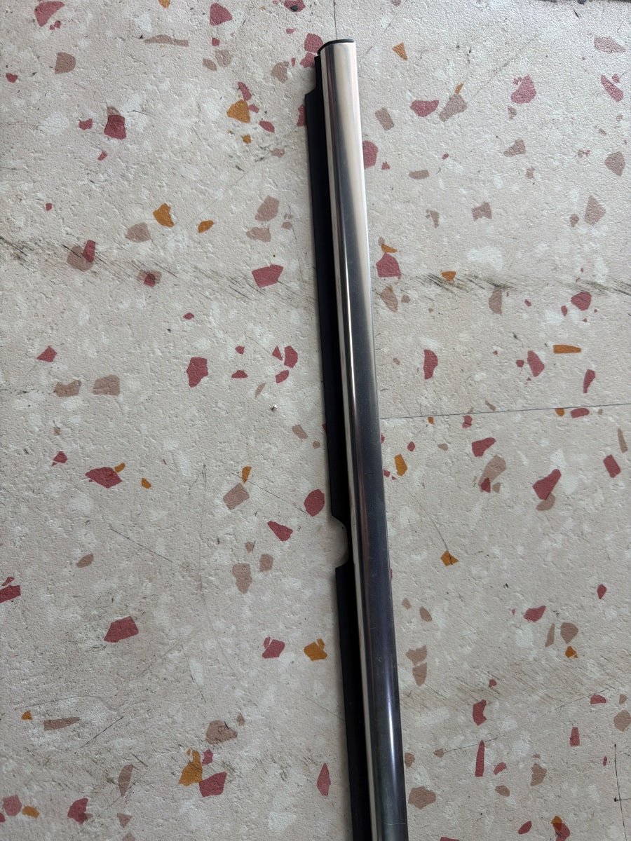 Perie geam portiera spate stanga VOLKSWAGEN TIGUAN 5N_ 2007 - 2015 5N0839475D