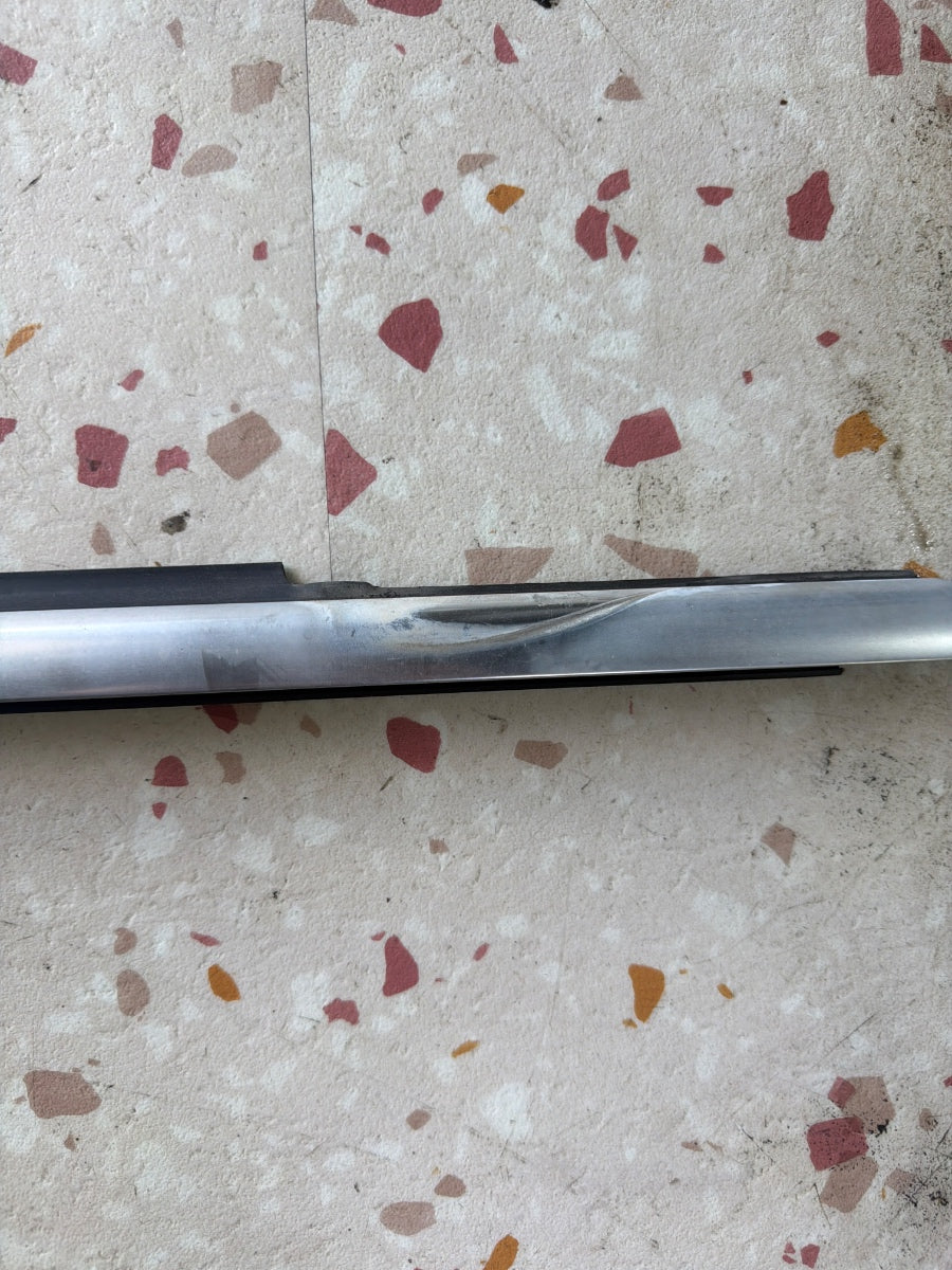Perie geam portiera fata dreapta VOLKSWAGEN TIGUAN 5N_ 2007 - 2015 5N0837476E