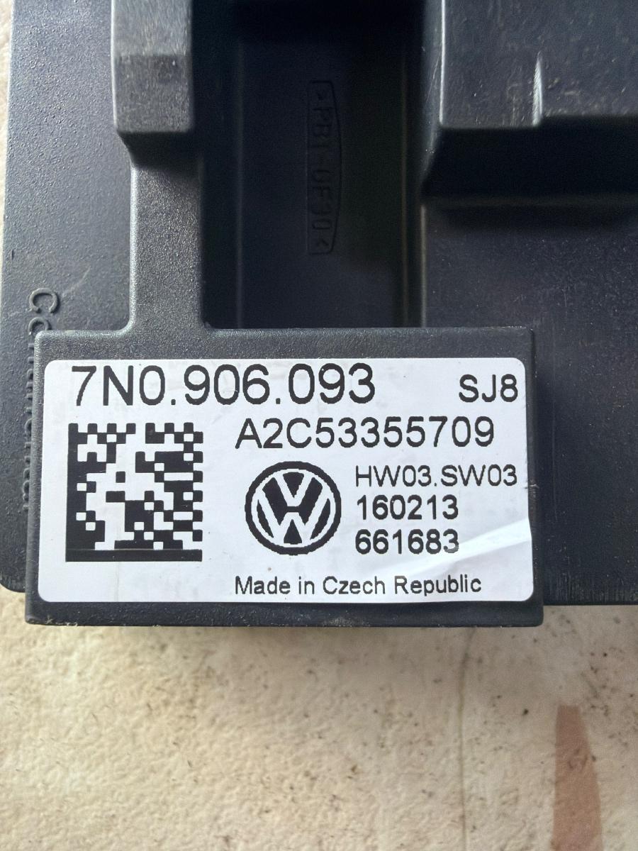 Modul pompa combustibill VOLKSWAGEN TIGUAN 5N_ 2007 -> 2.0 TDI CBAB, CFFB 7N0906093