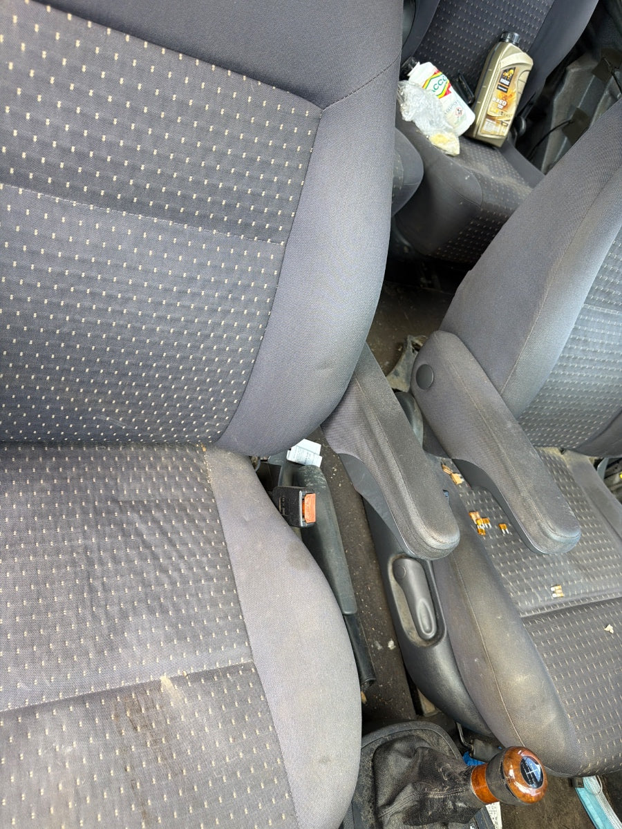 Scaun fata, pasager dreapta SEAT ALHAMBRA 7V8, 7V9 1996 - 2010 1.9 TDI AUY, BVK
