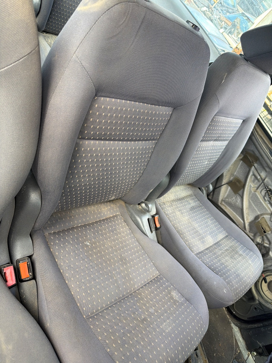 Scaun mijloc spate SEAT ALHAMBRA 7V8, 7V9 1996 - 2010 1.9 TDI AUY, BVK
