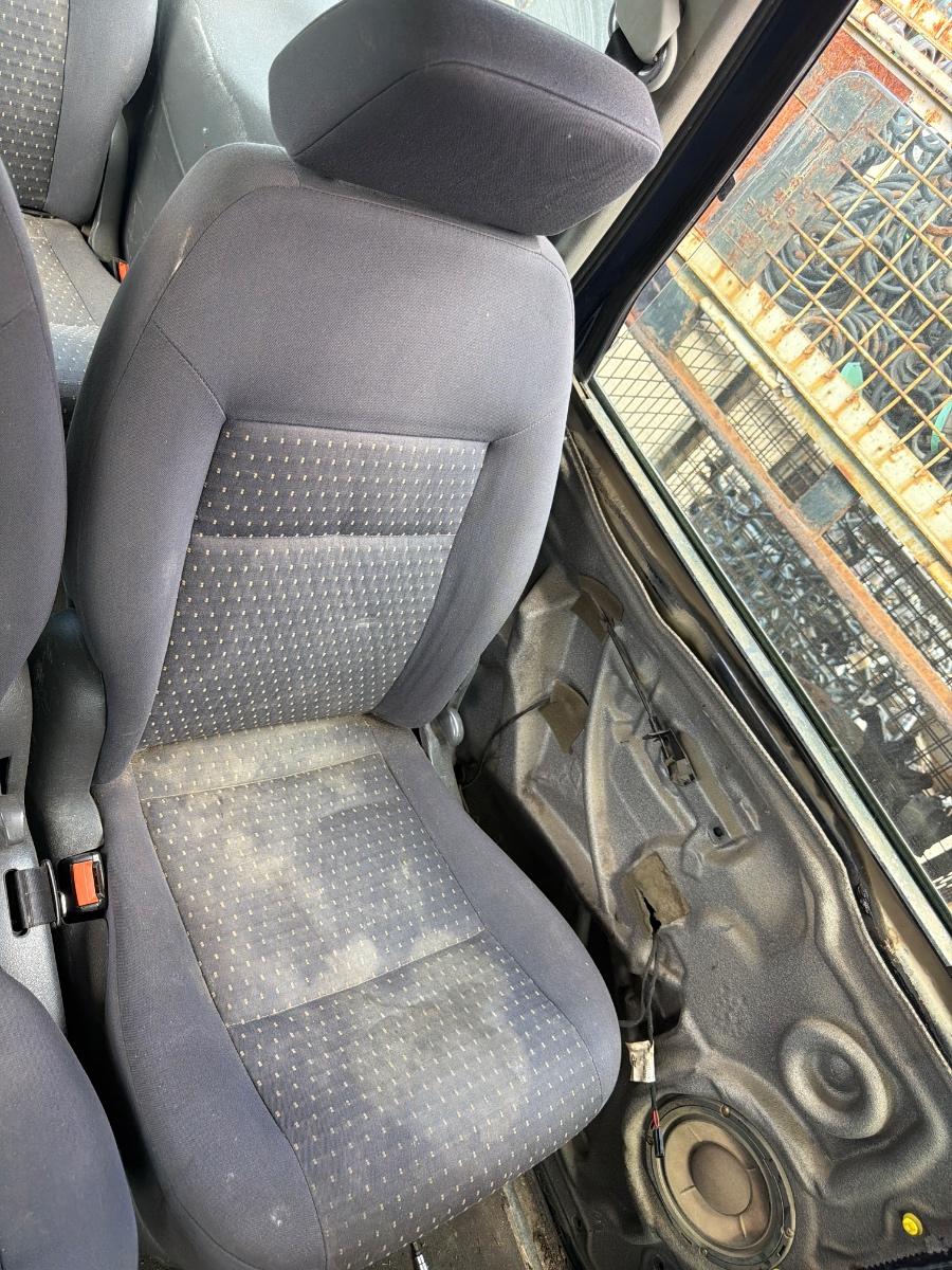 Scaun stanga spate SEAT ALHAMBRA 7V8, 7V9 1996 - 2010 1.9 TDI AUY, BVK
