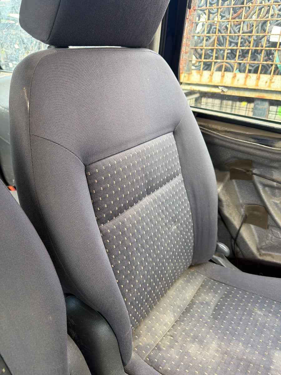 Scaun stanga spate SEAT ALHAMBRA 7V8, 7V9 1996 - 2010 1.9 TDI AUY, BVK