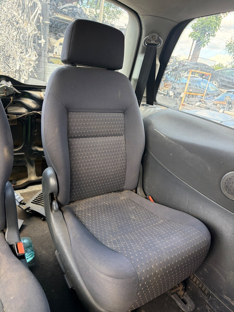 Al doilea rand de scaune SEAT ALHAMBRA 7V8, 7V9 1996 - 2010 1.9 TDI AUY, BVK