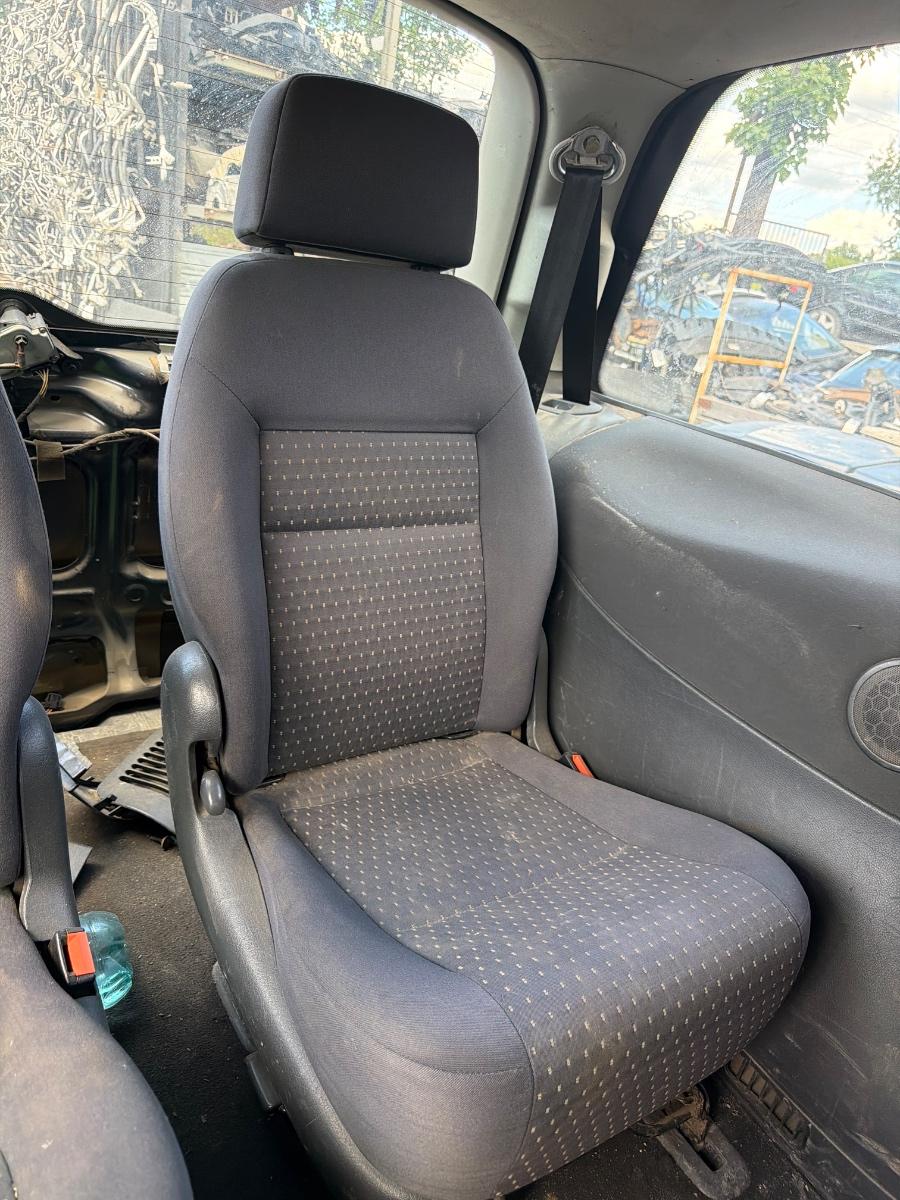 Al doilea rand de scaune SEAT ALHAMBRA 7V8, 7V9 1996 - 2010 1.9 TDI AUY, BVK