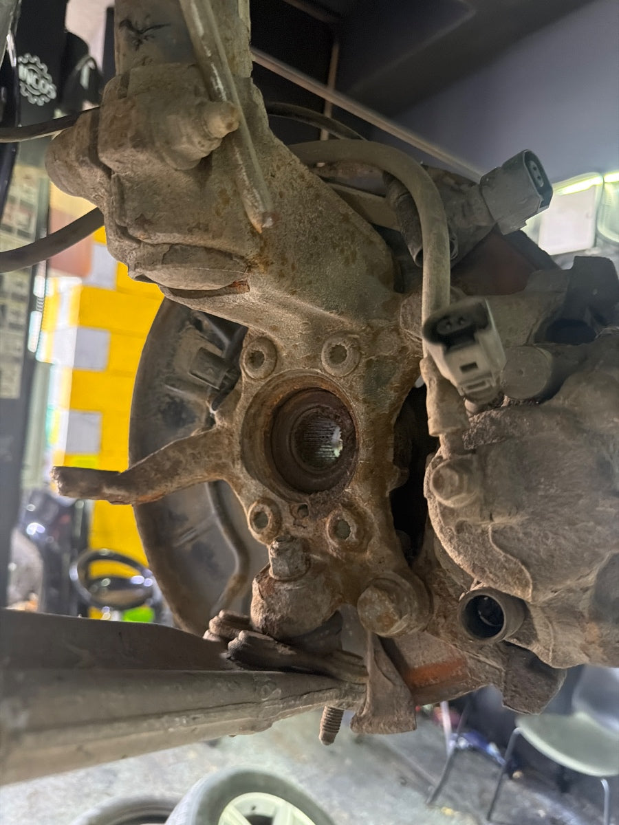 Portfuzeta roata fata stanga VOLKSWAGEN TIGUAN 5N_ 2007 - 2015 1K0407255AA