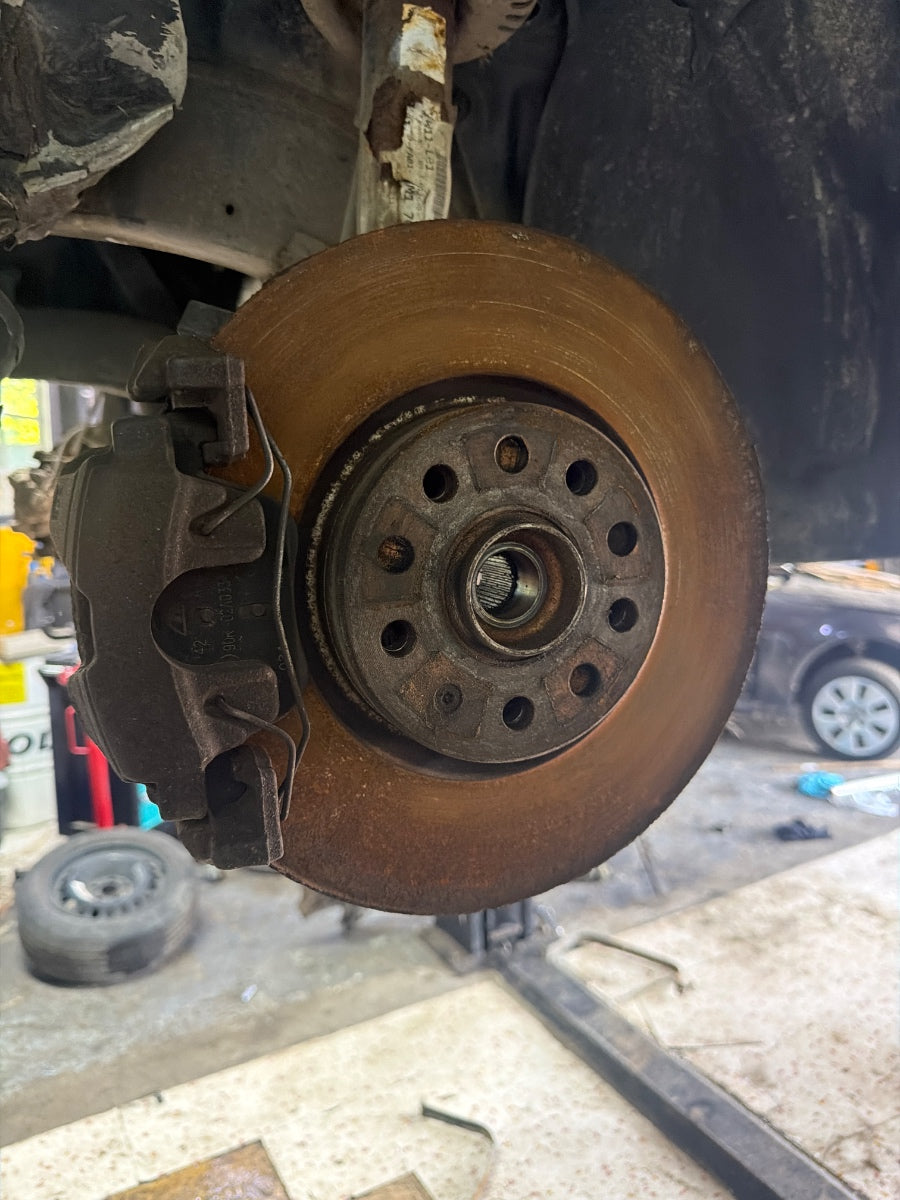 Portfuzeta roata fata stanga VOLKSWAGEN TIGUAN 5N_ 2007 - 2015 1K0407255AA