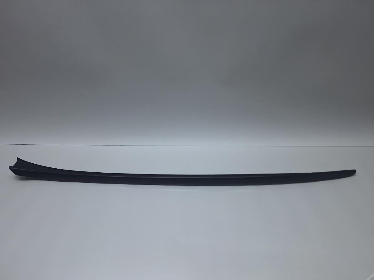 Ornament parbriz stanga AUDI Q5 8RB 2008 -> 2.0 TDI quattro CAHA, CGLB, CMGA 8R0854327A