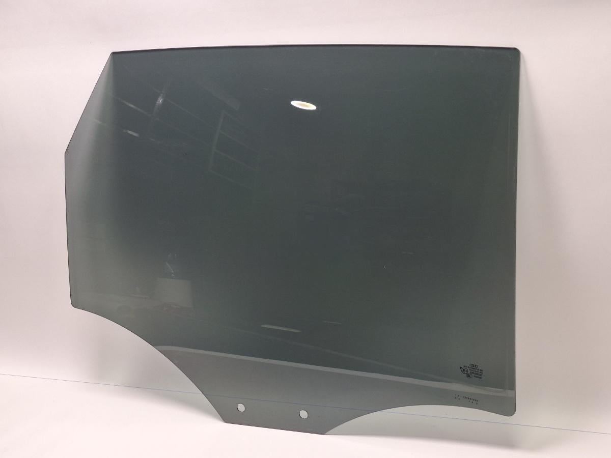 Geam usa Privacy glass dreapta spate AUDI Q5 8RB 2008 -> 2.0 TDI quattro CAHA, CGLB, CMGA AGC 43R-006723 8R0845206G