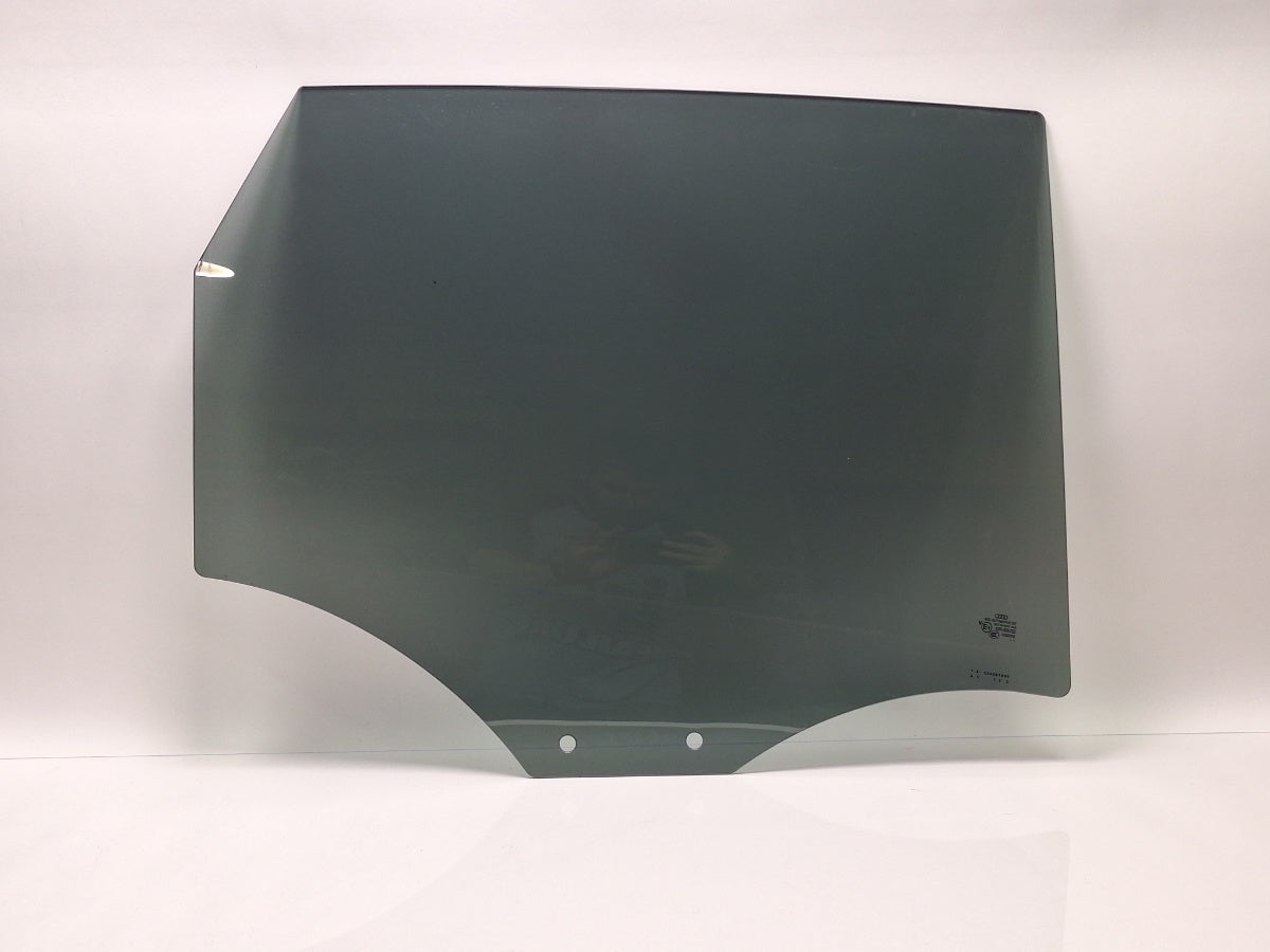 Geam usa Privacy glass dreapta spate AUDI Q5 8RB 2008 -> 2.0 TDI quattro CAHA, CGLB, CMGA AGC 43R-006723 8R0845206G