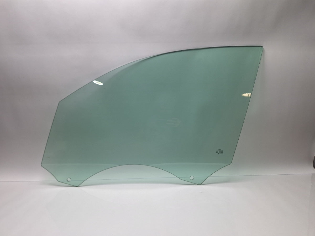 Geam usa stanga fata AUDI Q5 8RB 2008 -> 2.0 TDI quattro CAHA, CGLB, CMGA AGC 43R-00050 8R0845201C