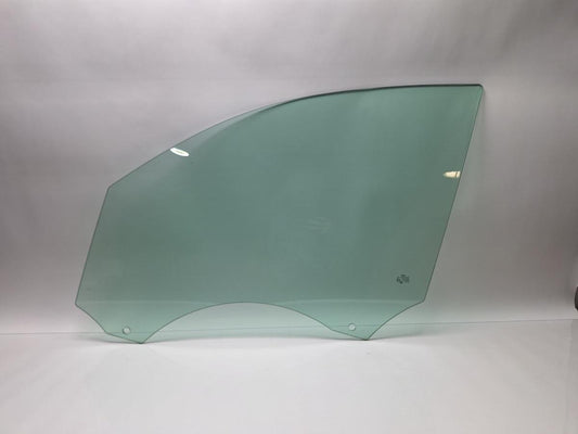 Geam usa stanga fata AUDI Q5 8RB 2008 -> 2.0 TDI quattro CAHA, CGLB, CMGA AGC 43R-00050 8R0845201C