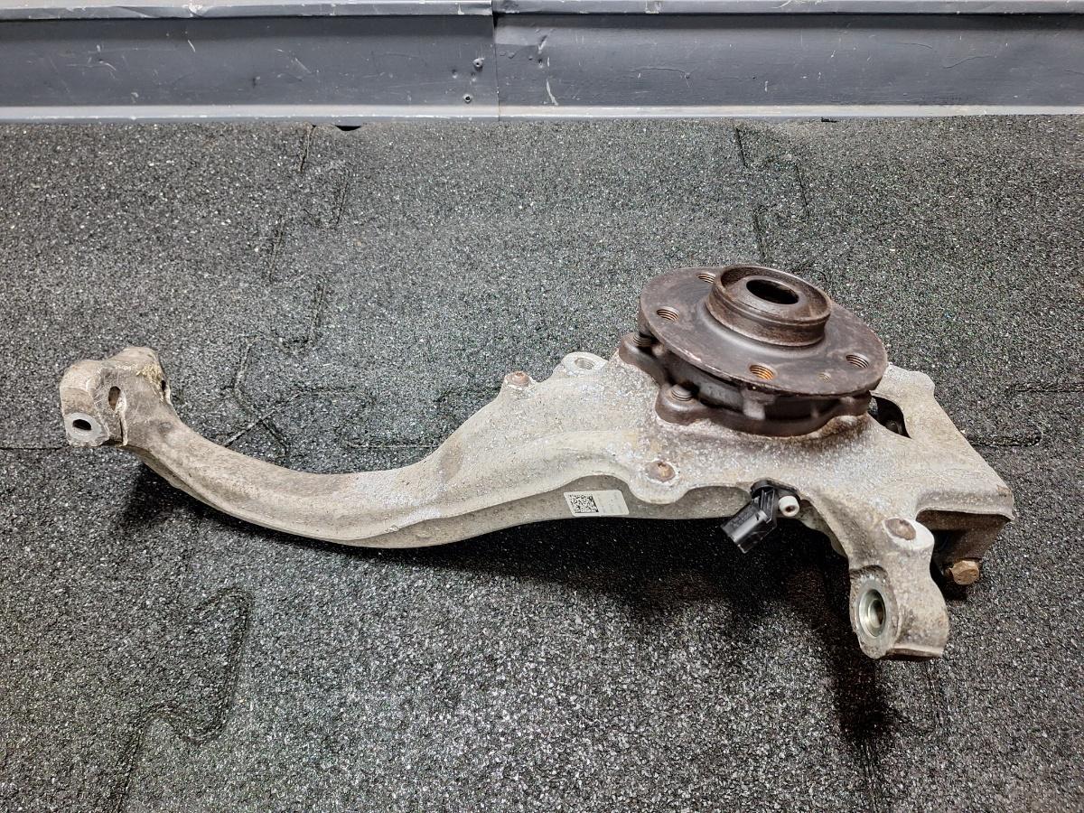 Fuzeta stanga fata AUDI Q5 8RB 2008 -> 2.0 TDI quattro CAHA, CGLB, CMGA 8K0407241Q