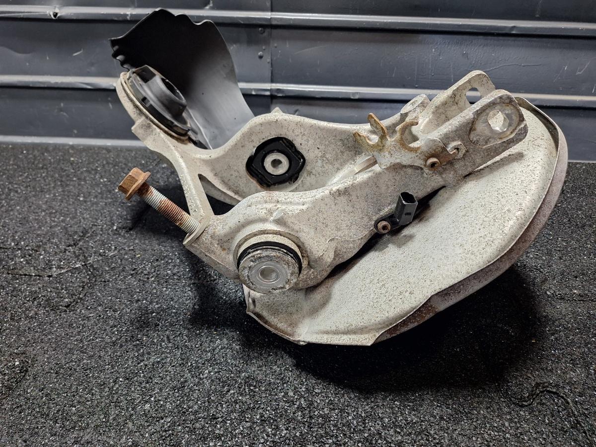 Fuzeta dreapta spate AUDI Q5 8RB 2008 -> 2.0 TDI quattro CAHA, CGLB, CMGA 8R0505432F