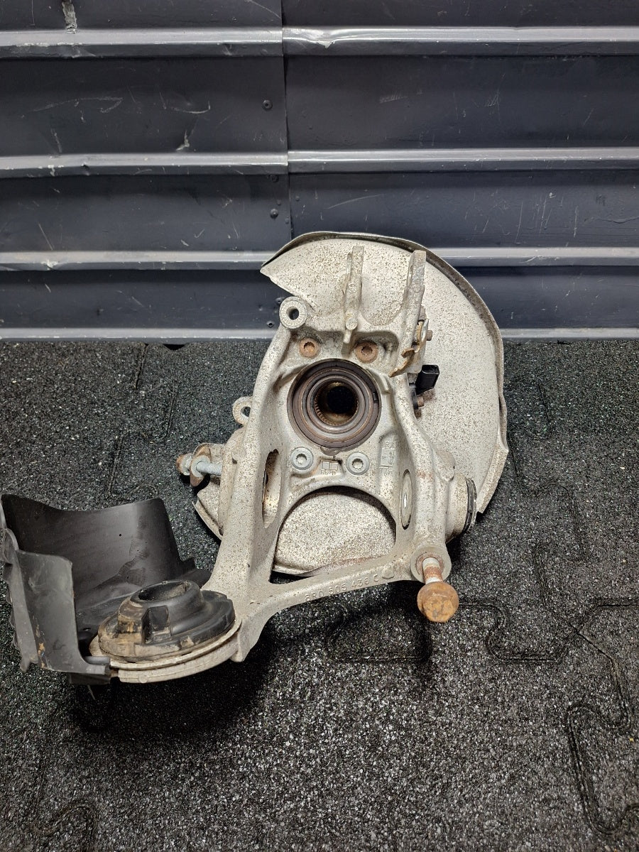 Fuzeta dreapta spate AUDI Q5 8RB 2008 -> 2.0 TDI quattro CAHA, CGLB, CMGA 8R0505432F