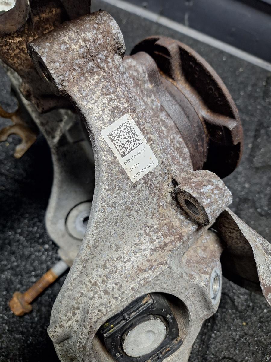 Fuzeta stanga spate AUDI Q5 8RB 2008 -> 2.0 TDI quattro CAHA, CGLB, CMGA 8R0505431F
