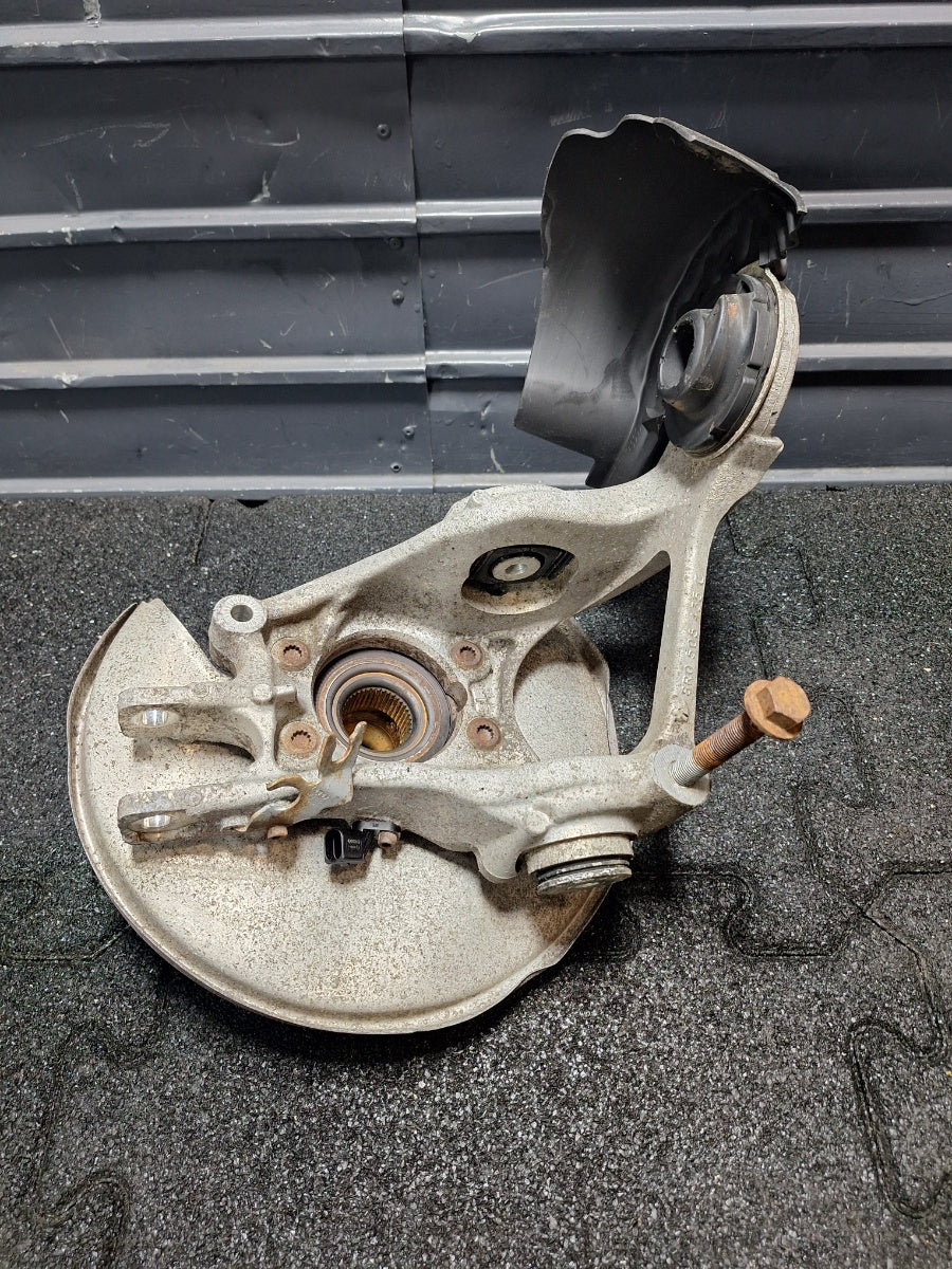 Fuzeta stanga spate AUDI Q5 8RB 2008 -> 2.0 TDI quattro CAHA, CGLB, CMGA 8R0505431F