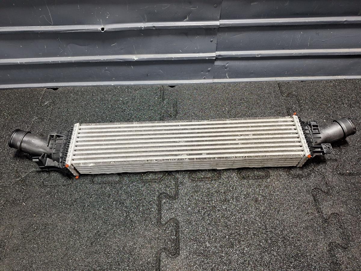 Radiator intercooler AUDI Q5 8RB 2008 -> 2.0 TDI quattro CAHA, CGLB, CMGA 8K0145805G