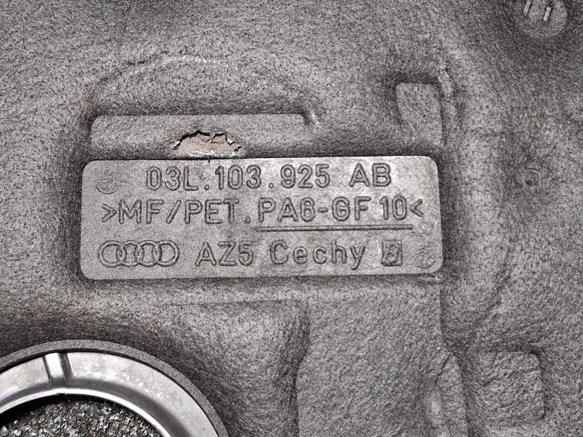 Capac motor (ornament) AUDI Q5 8RB 2008 -> 2.0 TDI quattro CAHA, CGLB, CMGA 03L103925AB