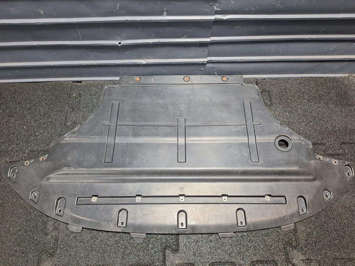 Scut de protectie motor AUDI Q5 8RB 2008 -> 2.0 TDI quattro CAHA, CGLB, CMGA 8R0863821C
