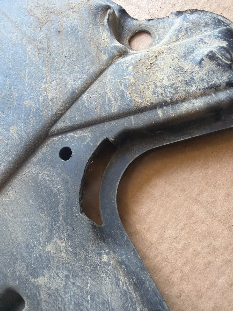 Scut de protectie motor AUDI A4 IV Avant 8K5, B8 2007 - 2015 2.0 TDI CAGA, CJCA, CMEA, CMFA 8K1862822L