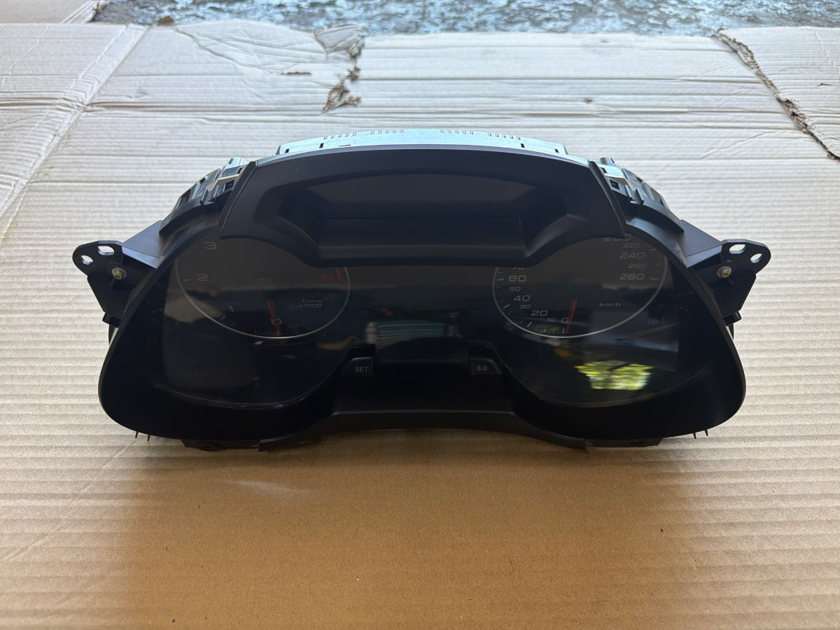 Ceas de bord AUDI A4 IV Avant 8K5, B8 2007 - 2015 2.0 TDI CAGA, CJCA, CMEA, CMFA 8K0920930D