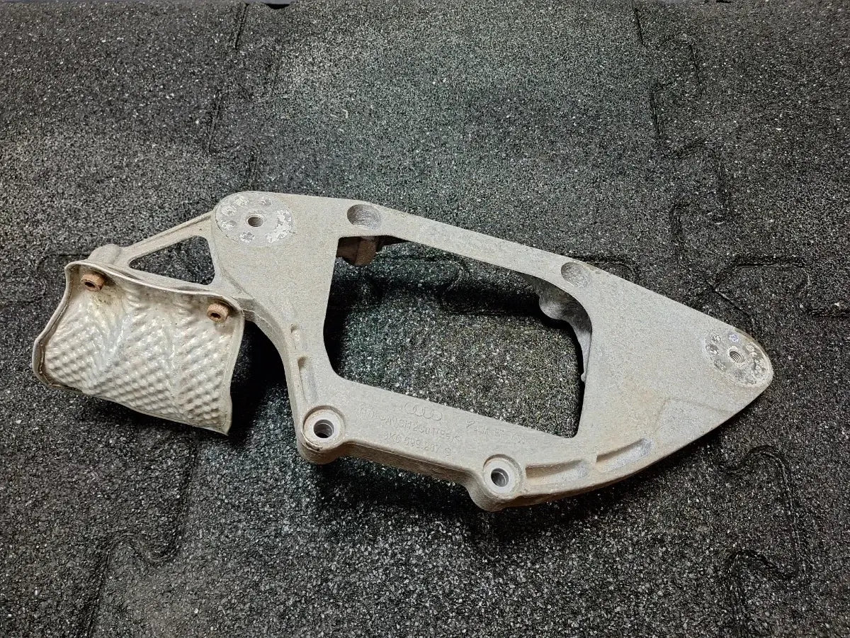 Suport de fixare diferential spate AUDI Q5 8RB 2008 -> 2.0 TDI quattro CAHA, CGLB, CMGA 8K0599287G