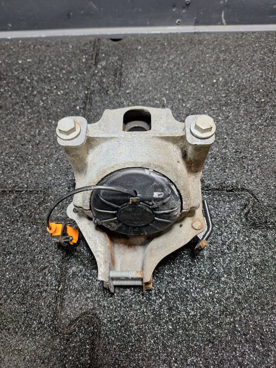 Suport tampon motor stanga AUDI Q5 8RB 2008 -> 2.0 TDI quattro CAHA, CGLB, CMGA 8R0199381