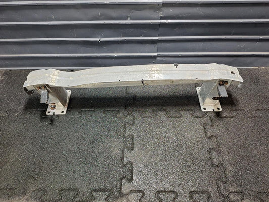 Armatura bara fata avariata AUDI Q5 8RB 2008 - 2015 , 8R0807113B