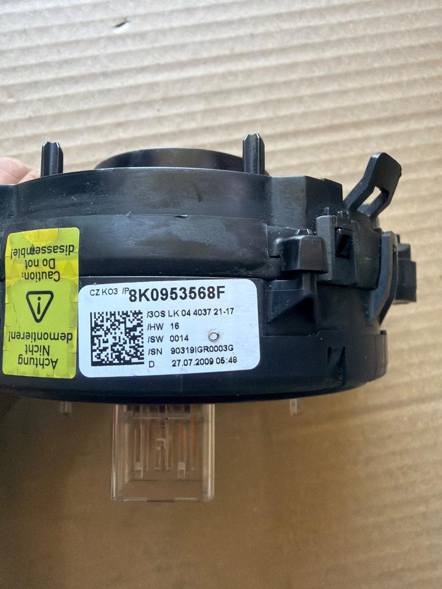 Spirala/bobina airbag (inel SRS) AUDI A4 IV Avant 8K5, B8 2007 - 2015 2.0 TDI CAGA, CJCA, CMEA, CMFA 8K0953568F