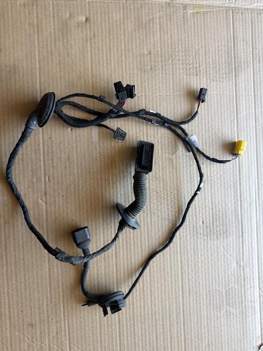 Cablaj portiera spate dreapta AUDI A4 IV Avant 8K5, B8 2007 - 2015 2.0 TDI CAGA, CJCA, CMEA, CMFA