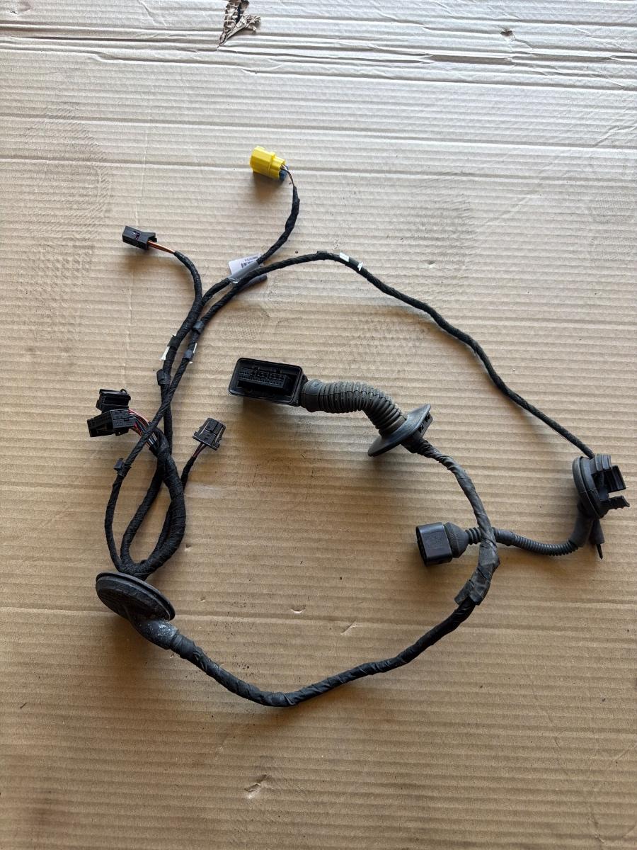 Cablaj portiera spate dreapta AUDI A4 IV Avant 8K5, B8 2007 - 2015 2.0 TDI CAGA, CJCA, CMEA, CMFA
