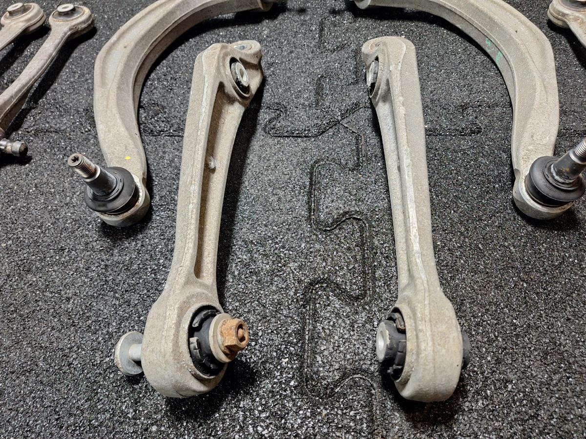 Set brate fata AUDI Q5 8RB 2010 - 2015 8K0407152D