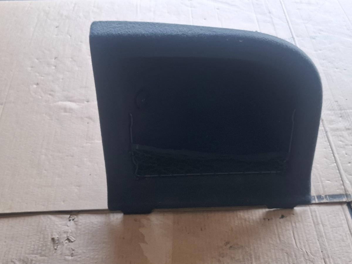 Capac panou capitonaj lateral portbagaj dreapta AUDI A4 IV Avant 8K5, B8 2007 - 2015 2.0 TDI CAGA, CJCA, CMEA, CMFA 8K9863990