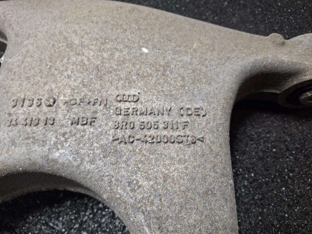Bascula control stanga spate AUDI Q5 8RB 2008 -> 2.0 TDI quattro CAHA, CGLB, CMGA 8R0505311F