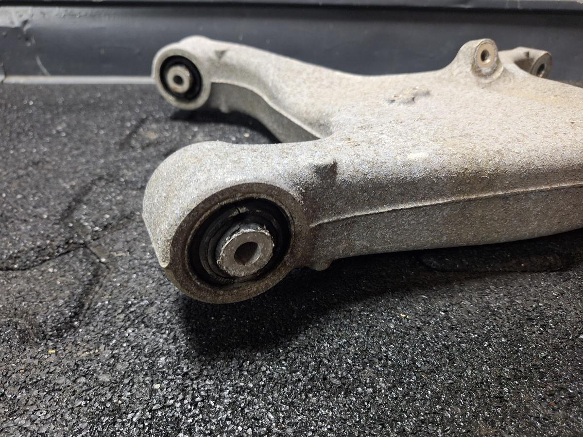 Bascula spate dreapta spate AUDI Q5 8RB 2008 -> 2.0 TDI quattro CAHA, CGLB, CMGA 8R0505312F