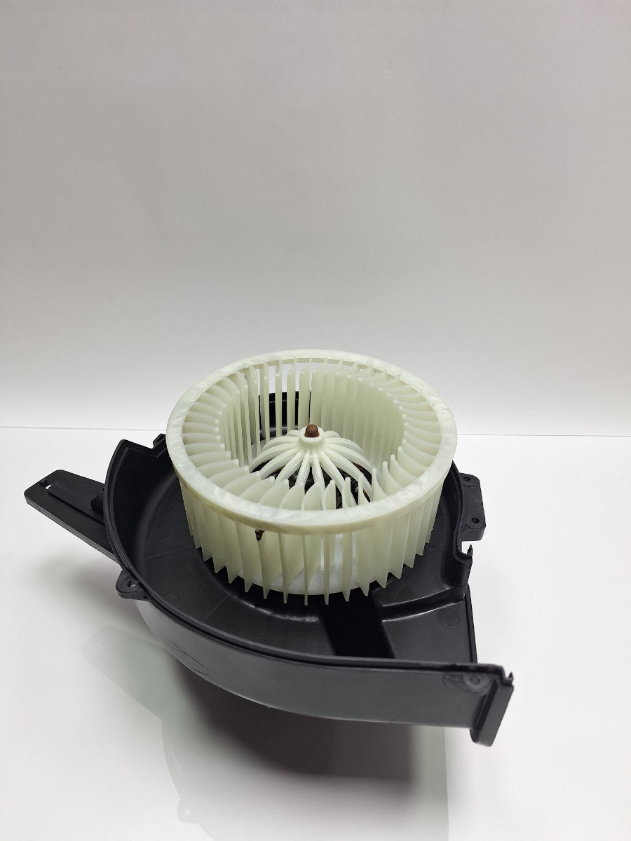 Ventilator aeroterma VOLKSWAGEN POLO 9N_ 2001 - 2012 1.4 TDI AMF, BAY 6Q1820015G