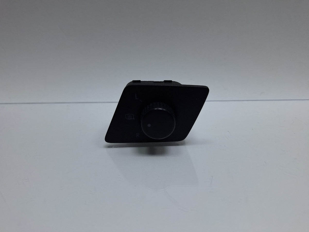 Buton reglaj oglinzi VOLKSWAGEN POLO 9N_ 2001 - 2012 1.4 TDI AMF, BAY 6Q1959565D