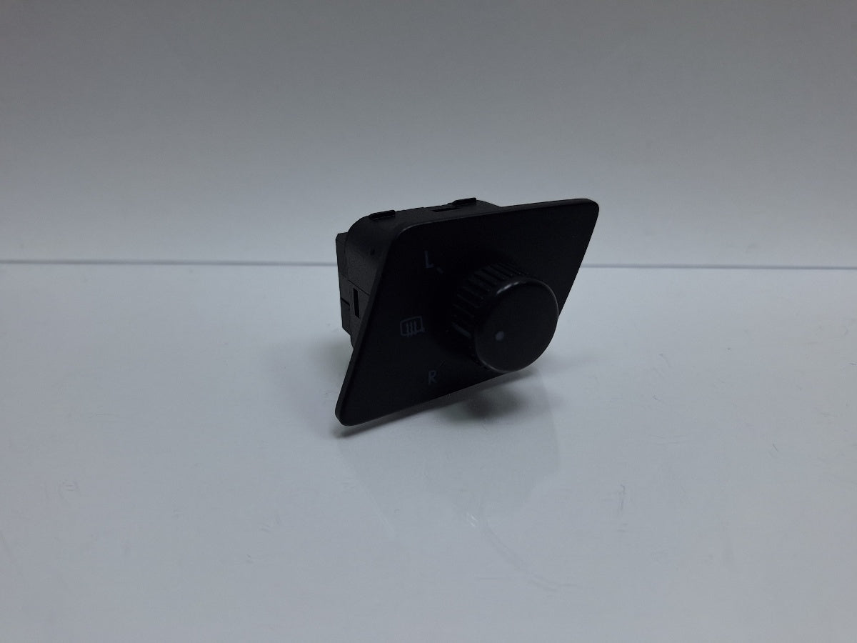 Buton reglaj oglinzi VOLKSWAGEN POLO 9N_ 2001 - 2012 1.4 TDI AMF, BAY 6Q1959565D