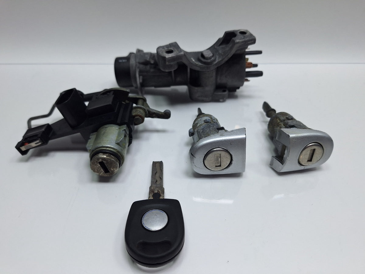 Contact de pornire si butuci VOLKSWAGEN POLO 9N_ 2001 - 2012 1.4 TDI AMF, BAY 4B0905851C