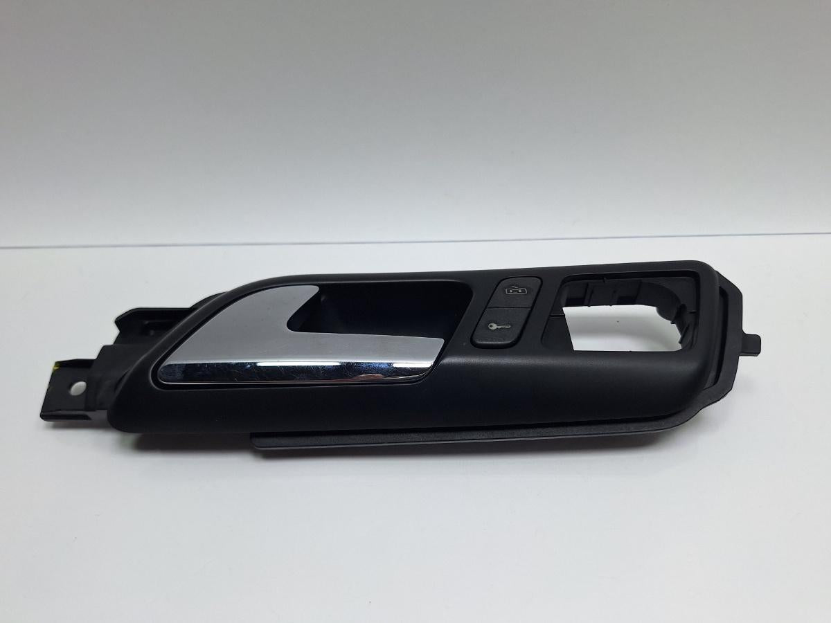 Maner/suport exterior portiera stanga fata VOLKSWAGEN POLO 9N_ 2001 - 2012 1.4 TDI AMF, BAY 6Q1837247G , 6Q1962125