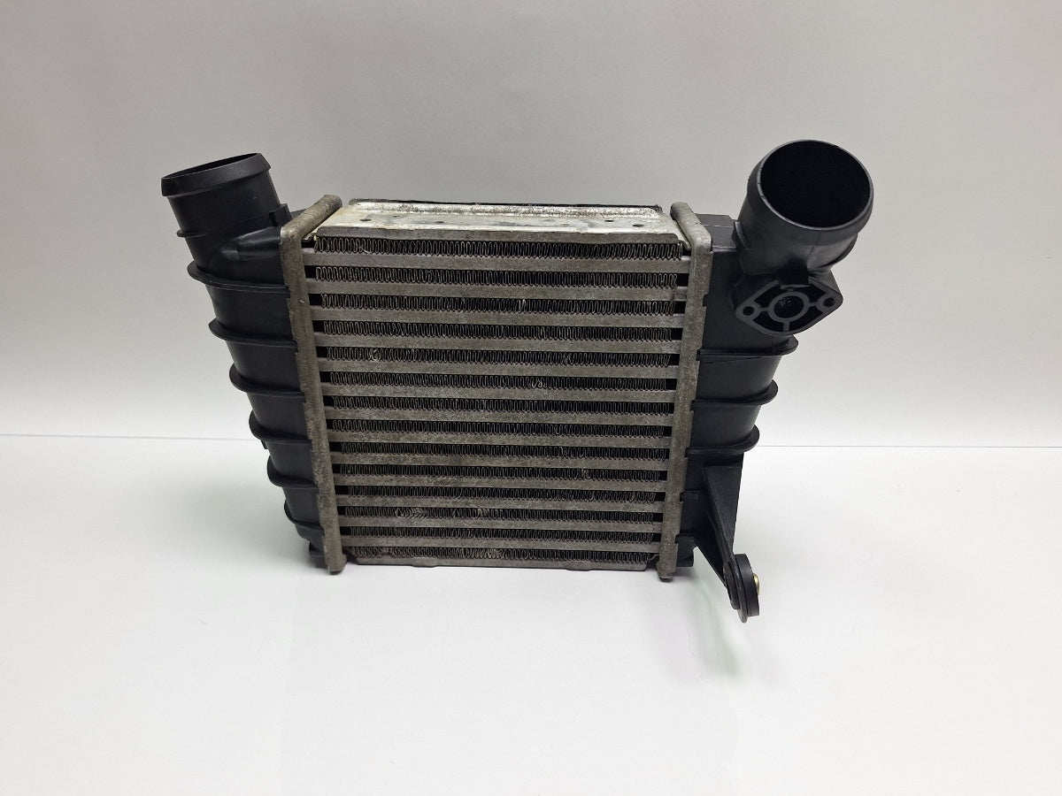 Radiator intercooler VOLKSWAGEN POLO 9N_ 2001 - 2012 1.4 TDI AMF, BAY Valeo 862403N 6Q0145804A