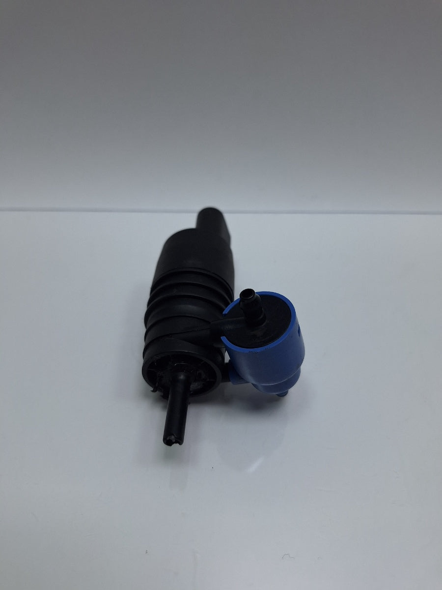 Pompa spalator parbriz VOLKSWAGEN POLO 9N_ 2001 - 2012 1.4 TDI AMF, BAY Febi Bilstein 26259