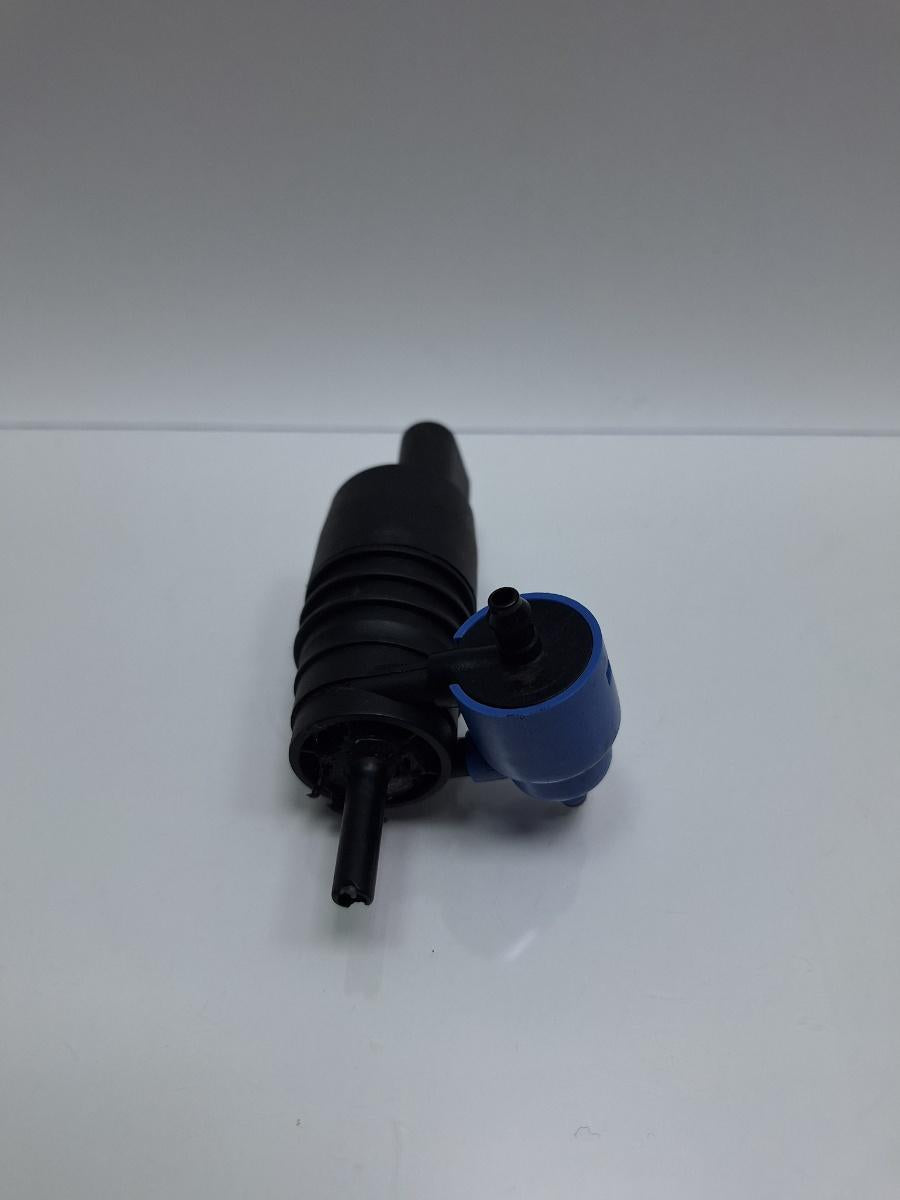Pompa spalator parbriz VOLKSWAGEN POLO 9N_ 2001 - 2012 1.4 TDI AMF, BAY Febi Bilstein 26259