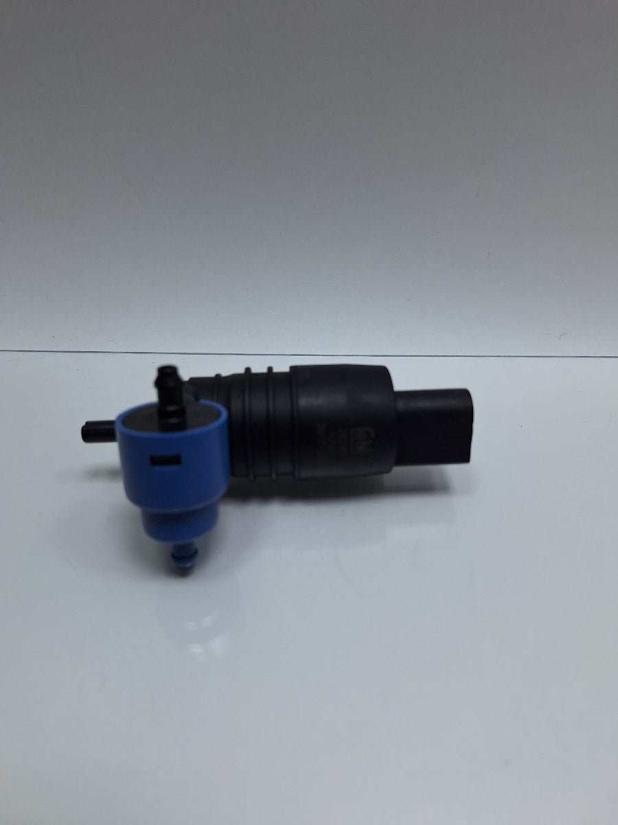 Pompa spalator parbriz VOLKSWAGEN POLO 9N_ 2001 - 2012 1.4 TDI AMF, BAY Febi Bilstein 26259