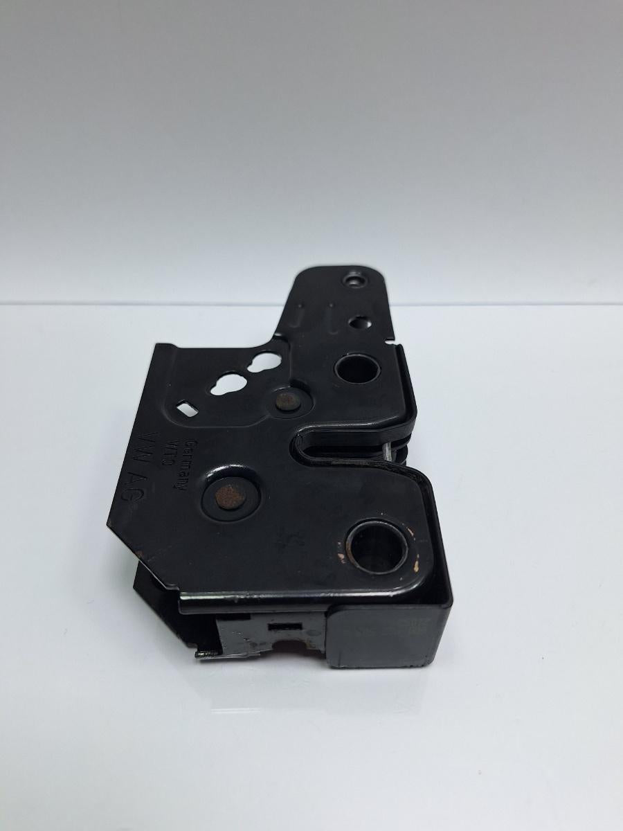 Broasca capota VOLKSWAGEN POLO 9N_ 2001 - 2012 1.4 TDI AMF, BAY 6Q0823509A