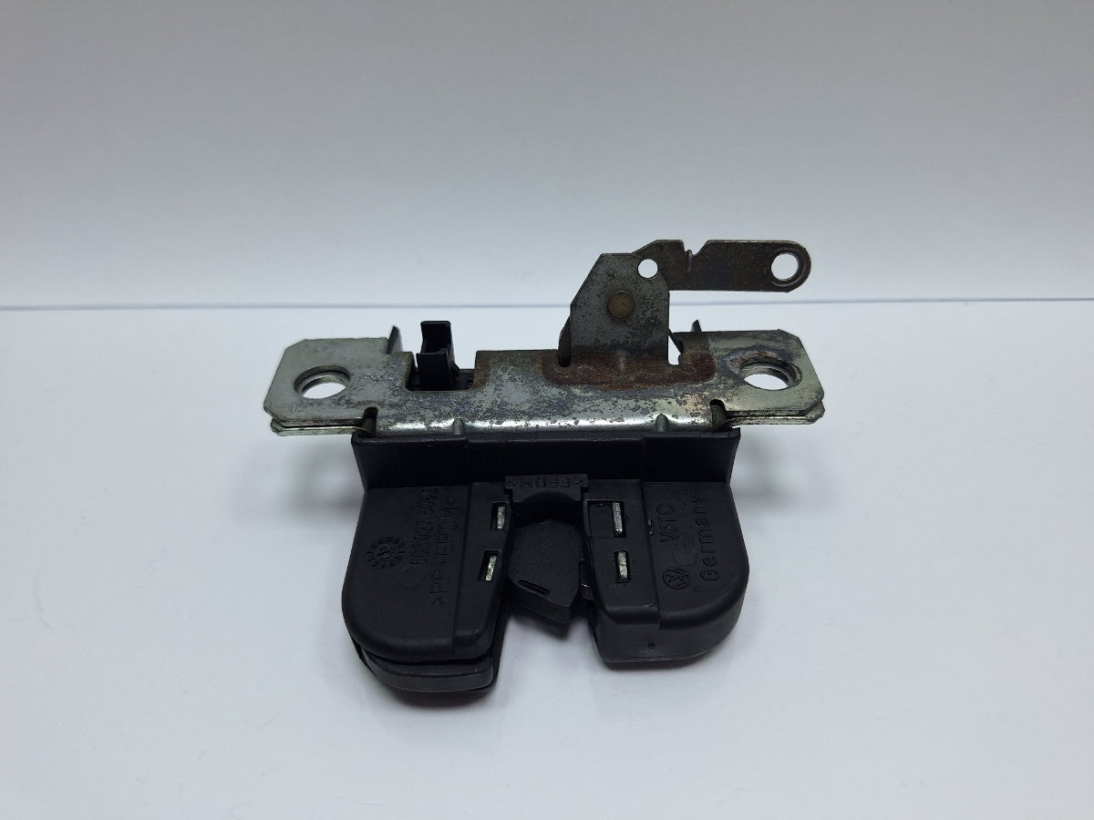 Broasca hayon/portbagaj VOLKSWAGEN POLO 9N_ 2001 - 2012 1.4 TDI AMF, BAY 6Q6827505B