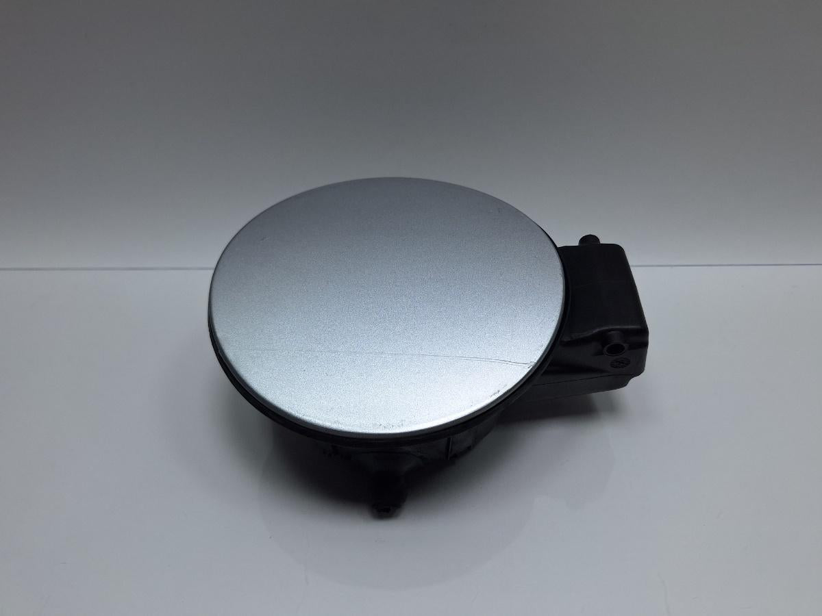 Ornament usita rezervor combustibil LA7W VOLKSWAGEN POLO 9N_ 2001 - 2012 1.4 TDI AMF, BAY 6Q6809857C