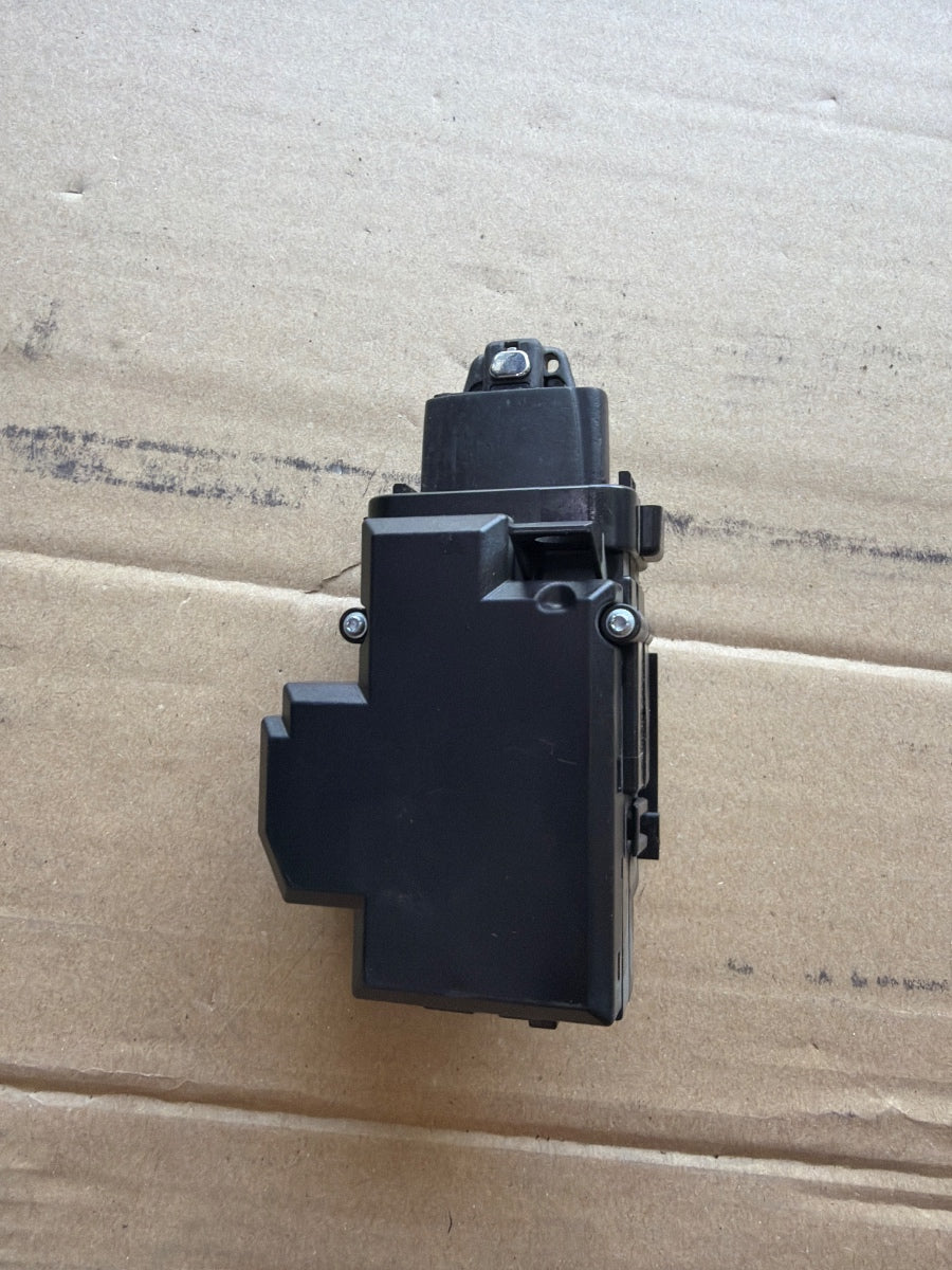 Contact de pornire AUDI A4 IV Avant 8K5, B8 2007 - 2015 2.0 TDI CAGA, CJCA, CMEA, CMFA 8K0909131C