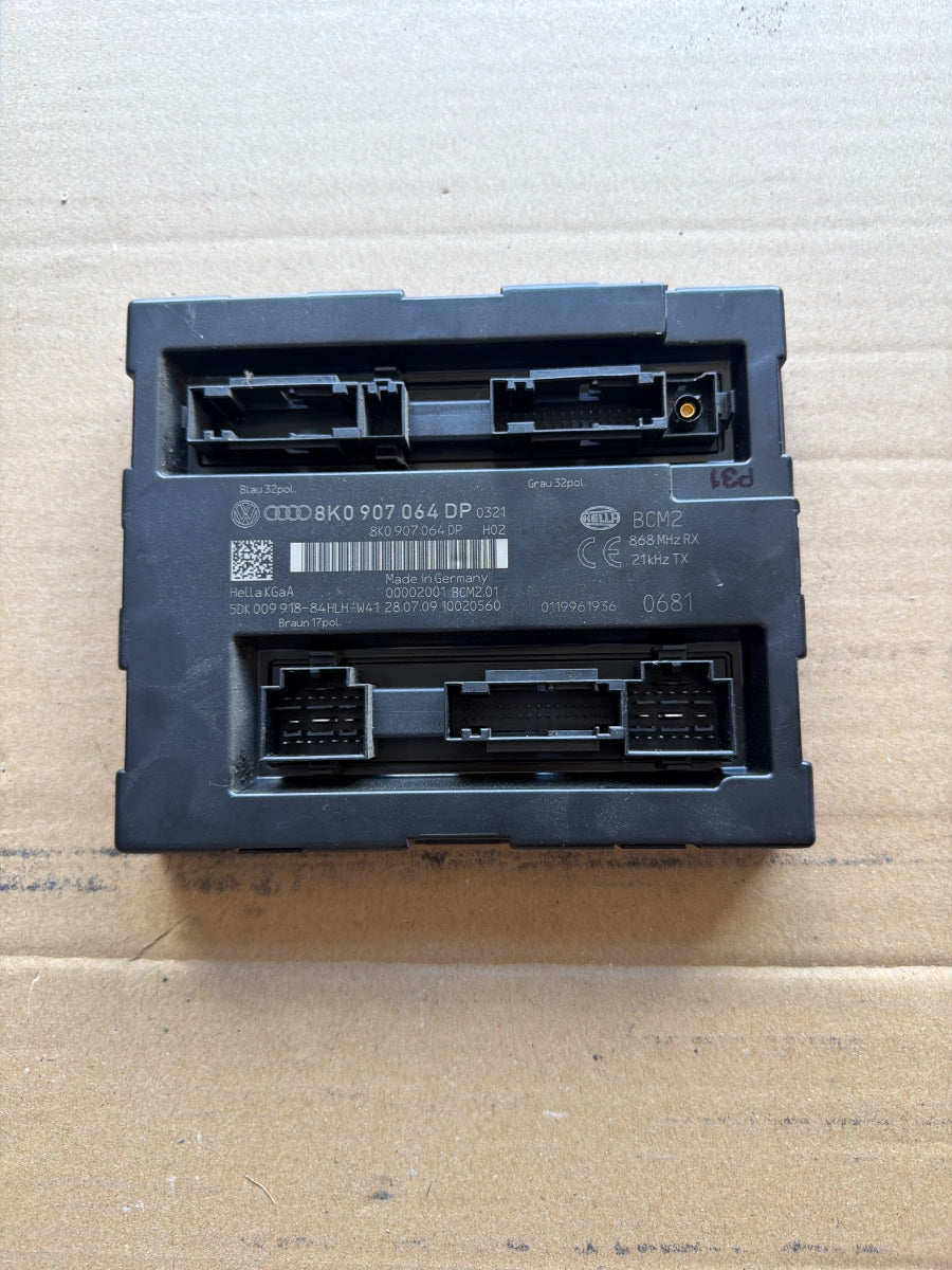 Modul de confort AUDI A4 IV Avant 8K5, B8 2007 - 2015 2.0 TDI CAGA, CJCA, CMEA, CMFA 8K0907064DP